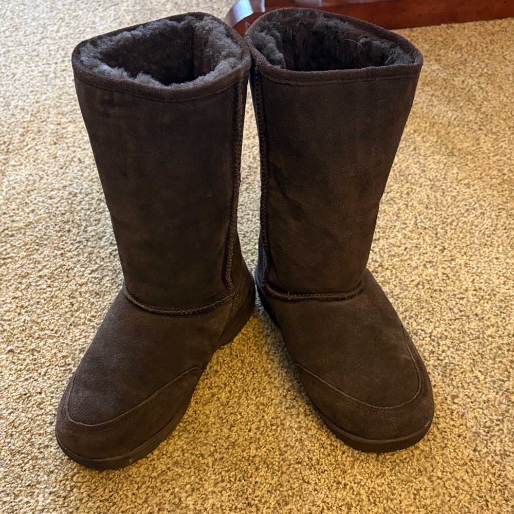 Bearpaw Cozy Brown Suede Boots